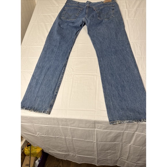 JEANS STRAIGHT LEG Levi's Men 42x36 Blue 501 Faded Fade Whiskered  Button Fly - Picture 6 of 8